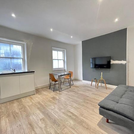 Goodge Street Apartments London Bagian luar foto