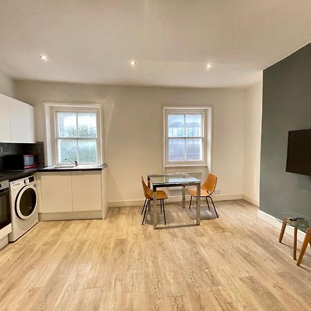Goodge Street Apartments London Bagian luar foto
