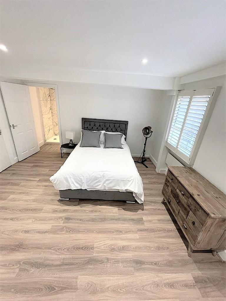 Goodge Street Apartments London Bagian luar foto