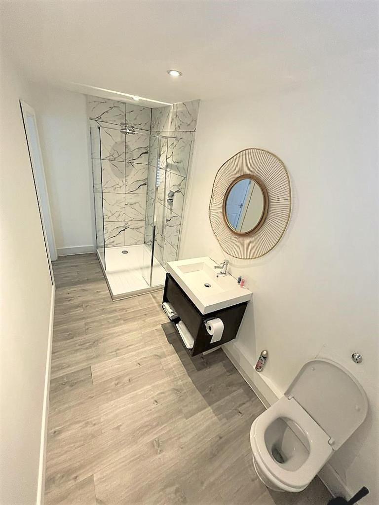 Goodge Street Apartments London Bagian luar foto